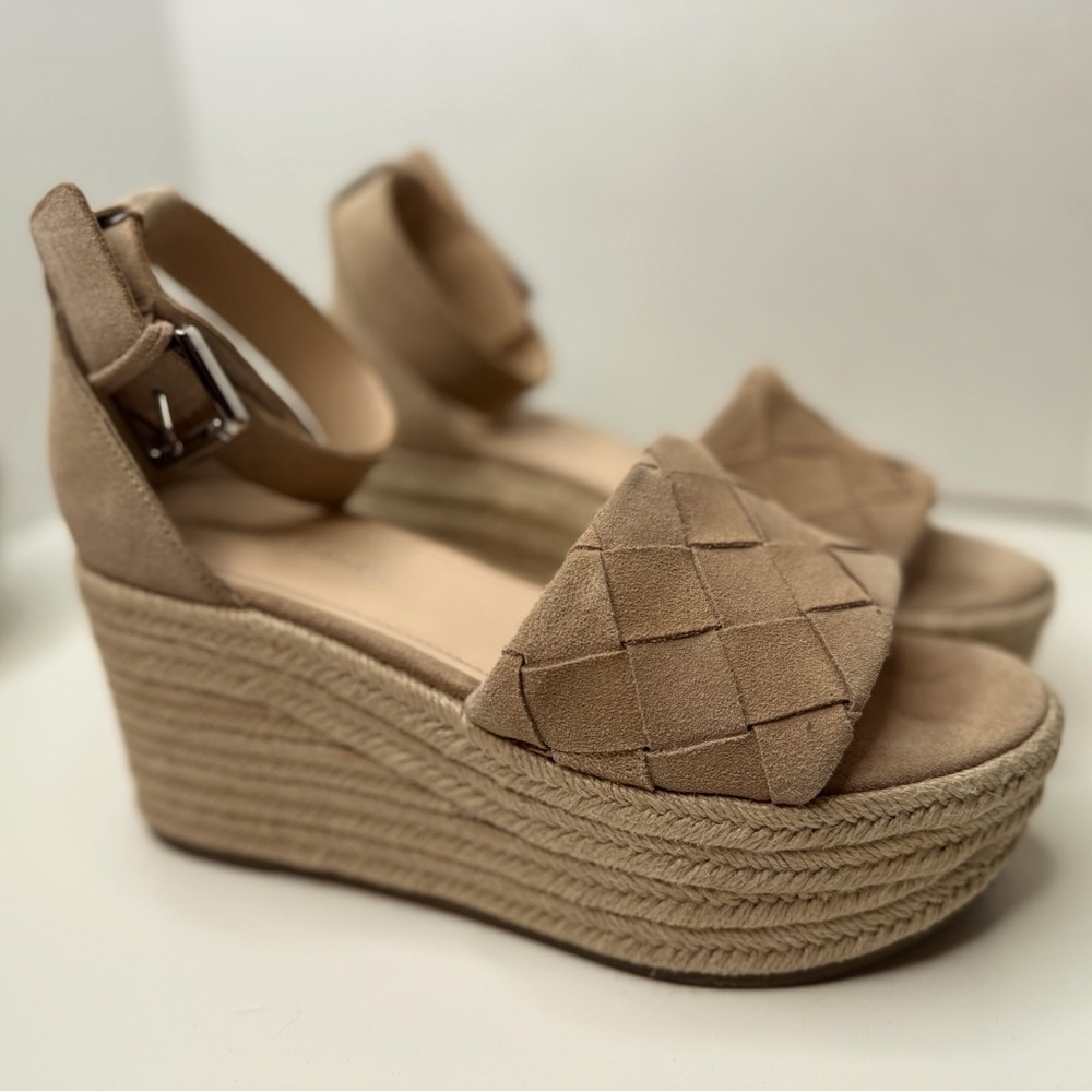 Marc Fisher Women’s Beige/Tan Leather & Suede, Woven Wedge Platform Sandals 8M